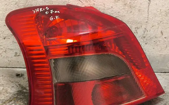 Toyota Yaris Rear/tail lights