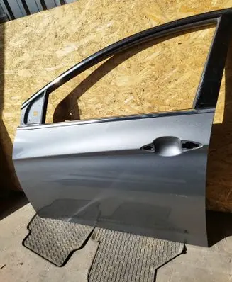 Hyundai i40 Front door