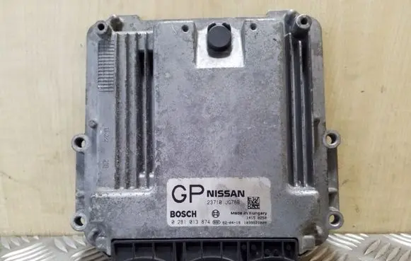 Nissan X-Trail T31 Engine control unit/module 0281013874 23710JG78B