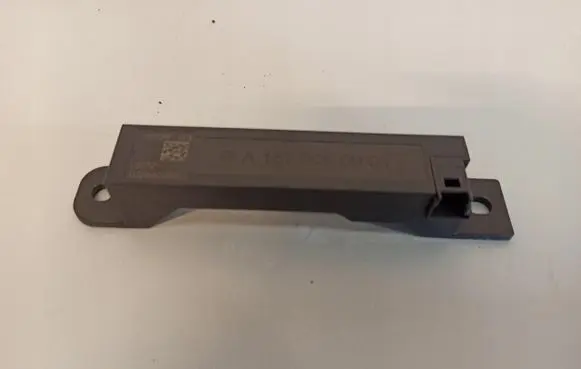 Mercedes-Benz B W247 Keyless system antenna A1679050901