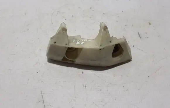Infiniti FX Front bumper mounting bracket 622201CA0A