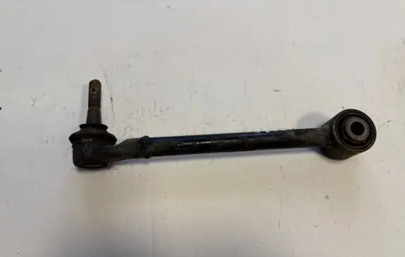 Rear control arm