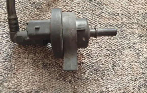Renault Laguna II Valve vacuum 2580119A