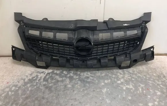 Opel Vectra C Front grill 13182876BILI 13182876
