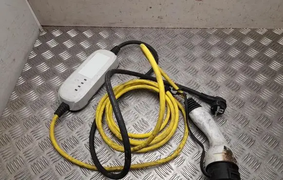 Volkswagen Touareg III Electric car charging cable 1EA971675AN