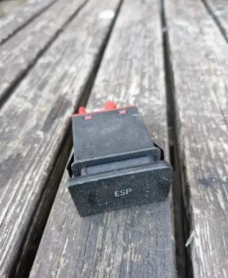 Volkswagen Golf IV ESP (stability program) switch 