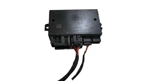 Skoda Superb B8 (3V) Tow bar trailer control unit/module 5Q0907383H 5DS01110412 5Q0907383C