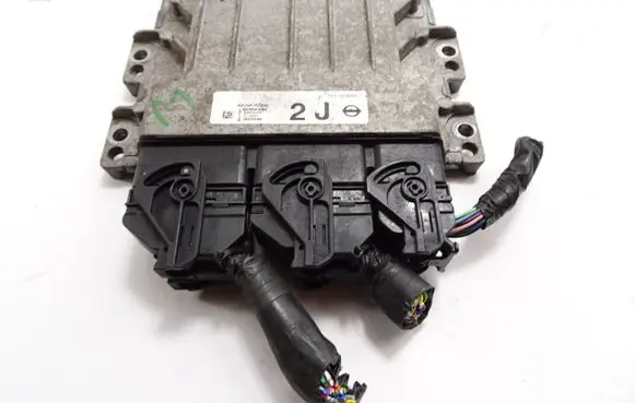 Nissan Qashqai Engine control unit/module 23710HX42C 265096389 A2C98757200