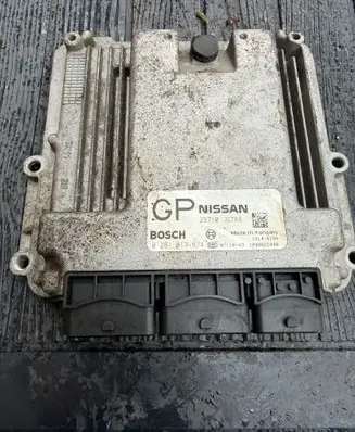 Nissan X-Trail T31 Engine control unit/module 0281013874 23710JG78B