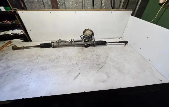 Ford Mondeo MK II Steering rack F73C3550AA RFF73C3550AA