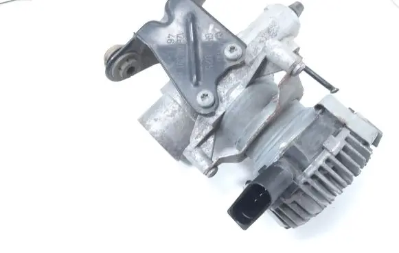 Volkswagen Golf VII Rear brake cylinder 0132018016