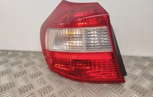 BMW 1 E81 E87 Rear/tail lights 6224501