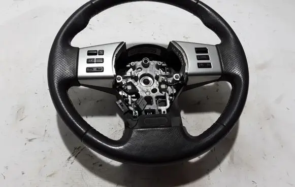 Nissan Pathfinder R51 Steering wheel 484305X37B