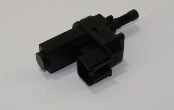 Clutch pedal sensor