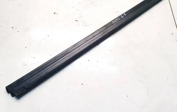Citroen C5 Rear door glass trim molding 