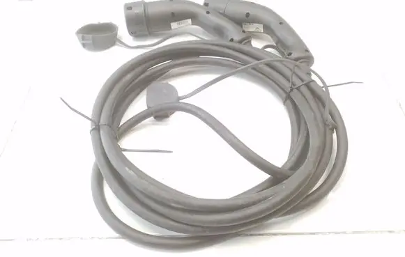 Nissan Leaf II (ZE1) Electric car charging cable 296M45SH1A 33329534