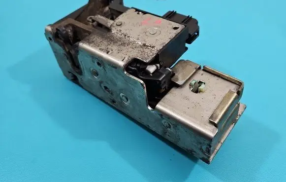 Ford Transit - Tourneo Connect Front door lock 2T1AV21813BG IMPRK1467886