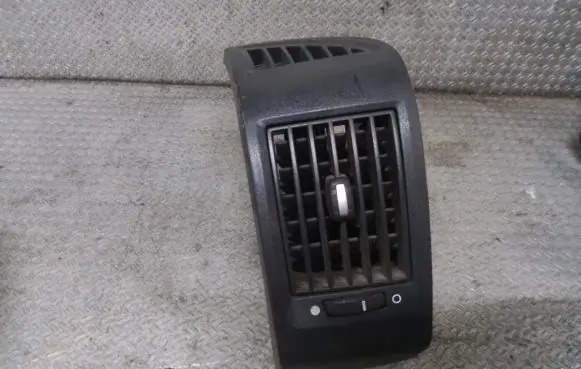 Fiat Ducato Dashboard side air vent grill/cover trim LS385817 ST44761