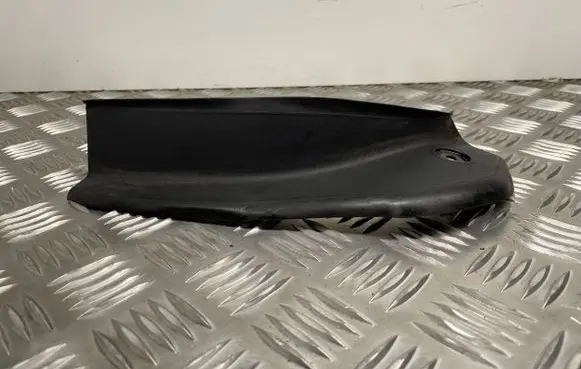 BMW 3 F30 F35 F31 Rear/tail light trim molding 7290652