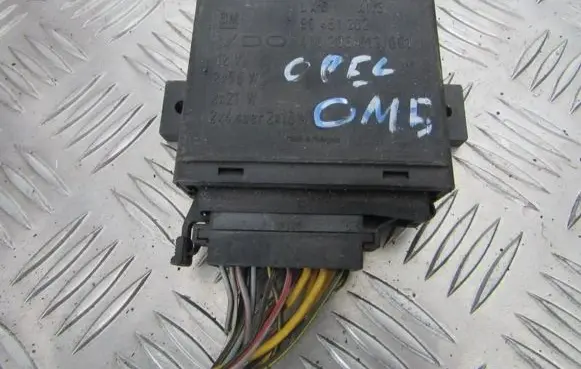 Opel Vectra B Other control units/modules 90451202