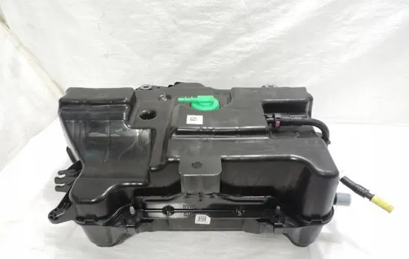 Opel Vivaro AdBlue liquid reservoir 204626032R