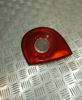 Volkswagen Golf V Tailgate rear/tail lights 1K6945106C