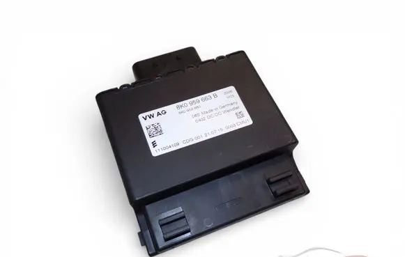 Audi A5 Sportback 8TA Current control relay 8K0959663B 8K0959663
