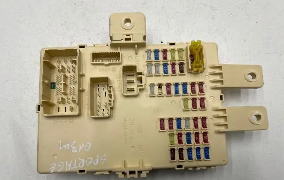 KIA Sportage Fuse module 919503W030 1393018 3W00013001
