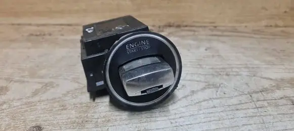 Volkswagen PASSAT B6 Ignition lock 3C0905843