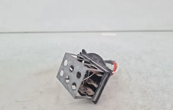 Peugeot 306 Heater blower motor/fan resistor 848309A