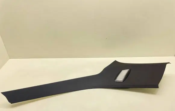 Mercedes-Benz C W204 (D)pillar trim (top) A2046902025 SP5770