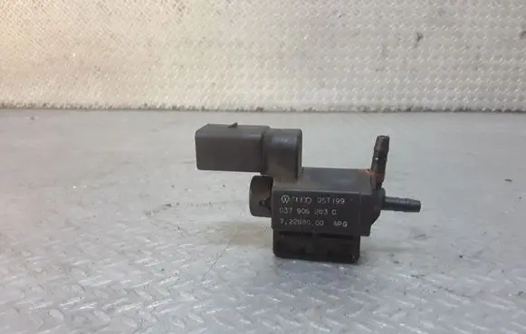 Audi A6 S6 C6 4F Turbo solenoid valve 037906283C