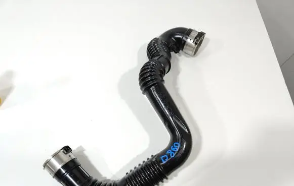 Nissan Note (E11) Air intake hose/pipe