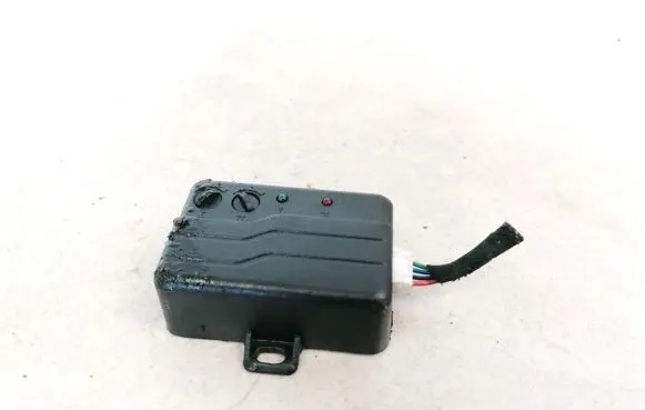 Audi A4 S4 B5 8D Alarm control unit/module 