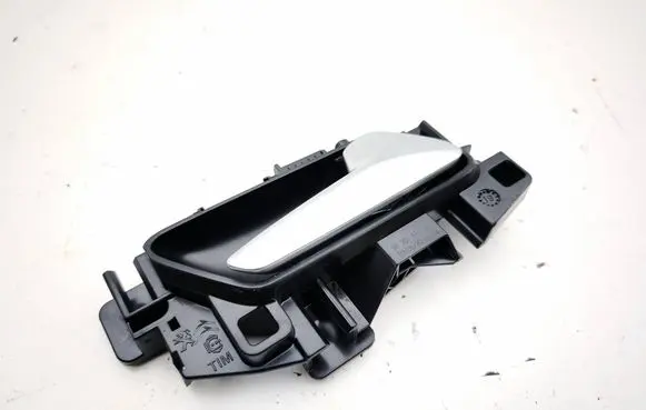Rear door interior handle