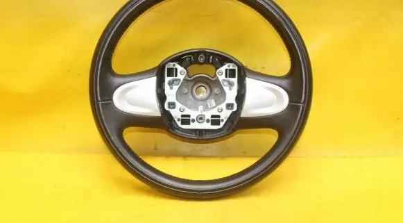 Mini One - Cooper Coupe R56 Steering wheel 2752964