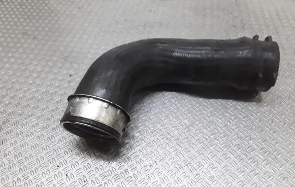 Audi A4 S4 B6 8E 8H Intercooler hose/pipe