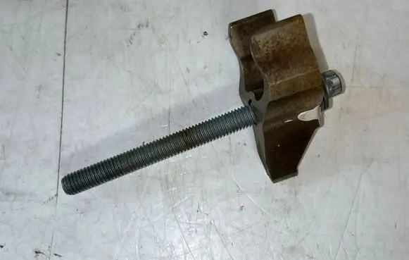 BMW X1 E84 Fuel Injector clamp holder