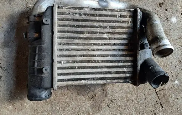 Audi A6 S6 C6 4F Intercooler radiator 4F0145805E