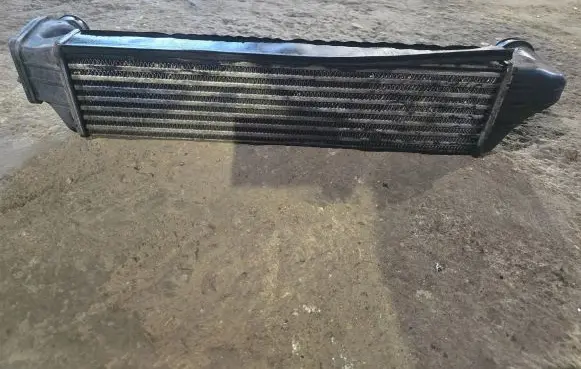 BMW 3 E46 Intercooler radiator 2246795