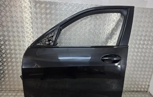 BMW X7 G07 Front door 9450783