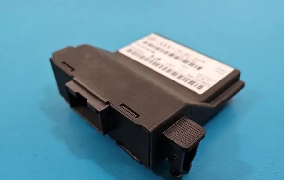 Volkswagen Touran I Central body control module 7N0907530A IMPRK1588902