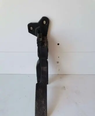 Mercedes-Benz ML W166 Accelerator throttle pedal A1663000204 6PV93396602 Q006ZGS004