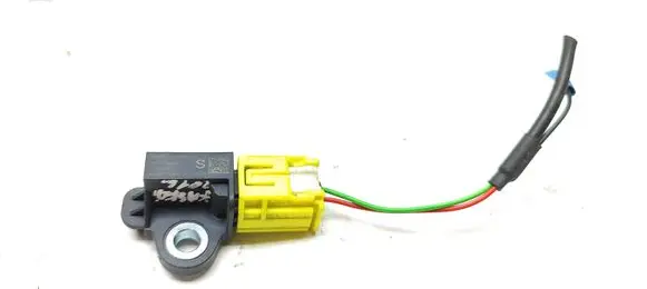 Nissan Qashqai Airbag deployment crash/impact sensor 988303RA0A 11192016