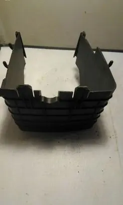 Volkswagen PASSAT B6 Battery box tray 1K0915335