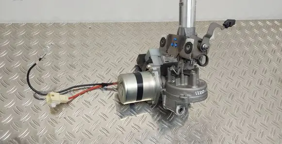 Toyota Verso Electric power steering pump F19010F010