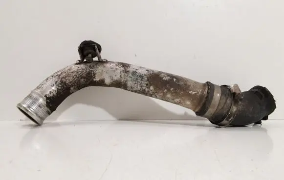 Audi Q7 4L Intercooler hose/pipe 7L8145942A