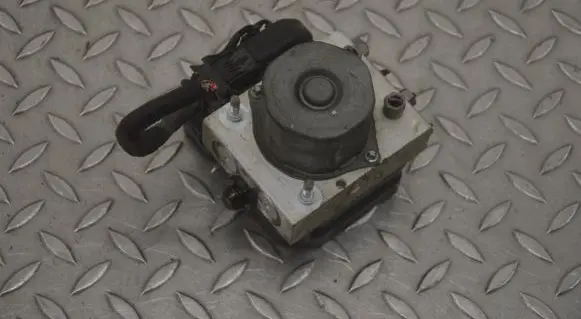 Tesla Model S ABS Pump 600636300D