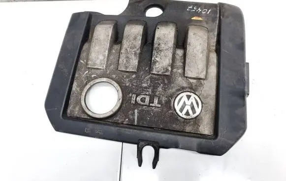 Engine cover (trim)