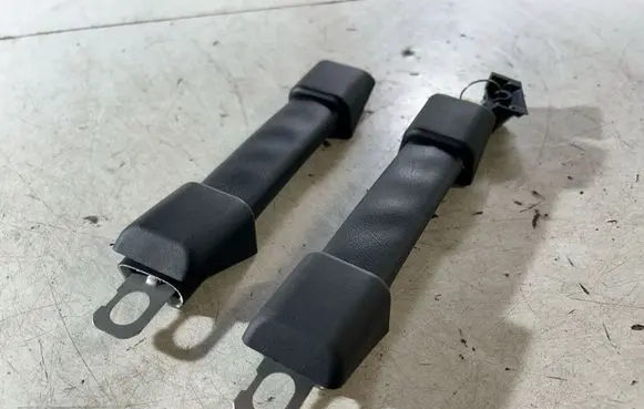 Dodge Challenger A set of handles for the ceiling 5NT63DX9AA